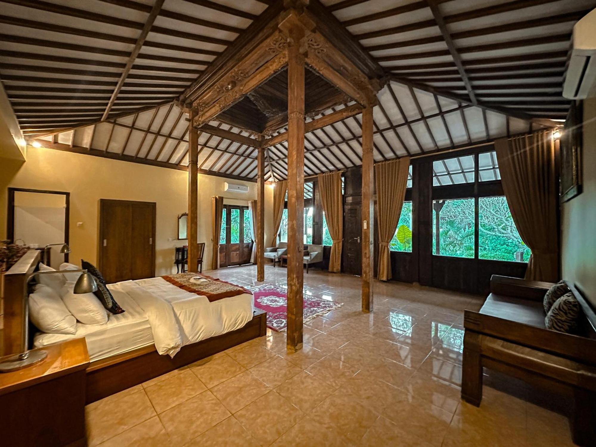 Kampoeng Joglo Abangan Ubud Eksteriør billede